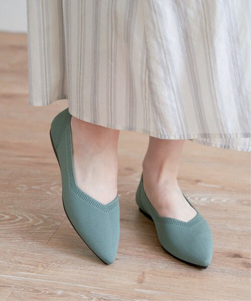 ikka（イッカ）の「【洗える】ニットペタンコパンプス（パンプス・レディース・ブラック/ベージュ/ブラウン/ライトグレー/グリーン/その他1・M/L）」の5枚目の写真