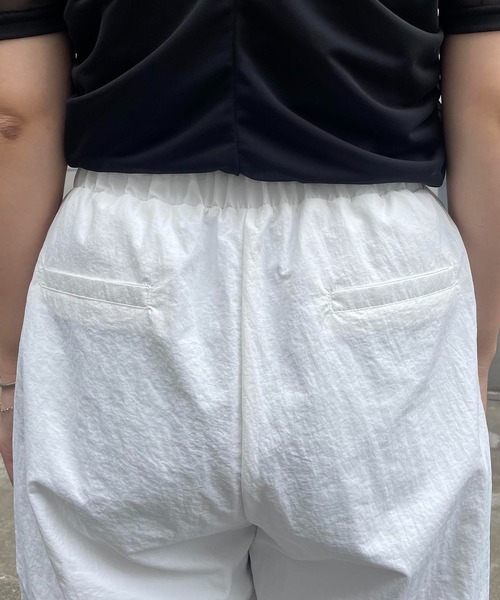 CAPRICIEUX LE'MAGE（カプリシューレマージュ）の「ラインパラシュートパンツ（その他パンツ・レディース・ベージュ/ホワイト・36/38）」の22枚目の写真