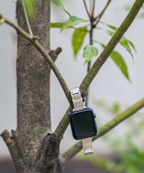 zandy(ズィーアンドワイ)の「zandy ズィー・アンド・ワイ/ Apple Watch【ラインステンレスバンド】アップルウォッチバンド ステンレスベルト /// chain3(デジタル腕時計・レディース・ブラック/ピンクゴールド/ホワイト×シルバー/シルバー・S/M)」の11枚目の写真