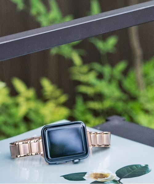 zandy(ズィーアンドワイ)の「zandy ズィー・アンド・ワイ/ Apple Watch【ラインステンレスバンド】アップルウォッチバンド ステンレスベルト /// chain3(デジタル腕時計・レディース・ブラック/ピンクゴールド/ホワイト×シルバー/シルバー・S/M)」の8枚目の写真