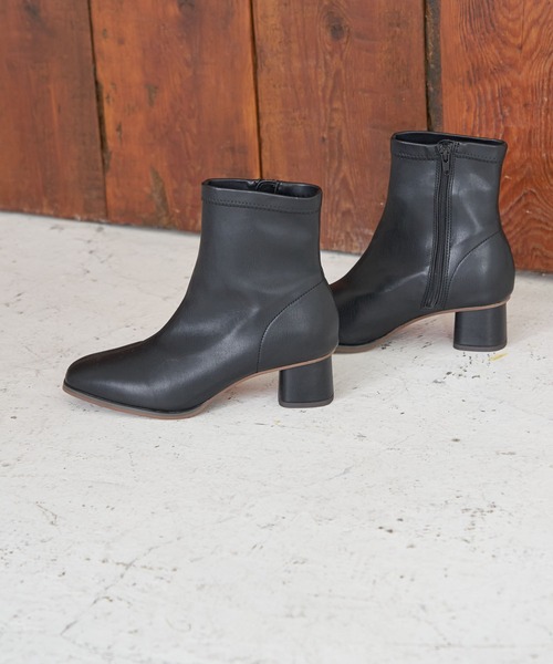 ROPE' PICNIC（ロペピクニック）の「【CM着用商品】ソフトストレッチブーツ（ブーツ・レディース・キナリ/ブラック/ブラウン・22.5cm/23.0cm/23.5cm/24.0cm/24.5cm/25.0cm）」の3枚目の写真