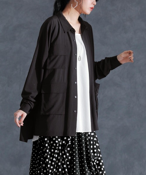 kOhAKU(コハク)の「ミリタリーテイストデザインロングシャツ(シャツ/ブラウス・レディース・ブラック/グレー・2/1)」の11枚目の写真