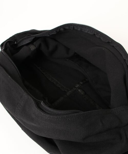 STYLEBLOCK(スタイルブロック)の「キャンバスシンプルショルダーバッグ(ショルダーバッグ・レディース・ブラック/グリーン/オフホワイト・FREE)」の6枚目の写真