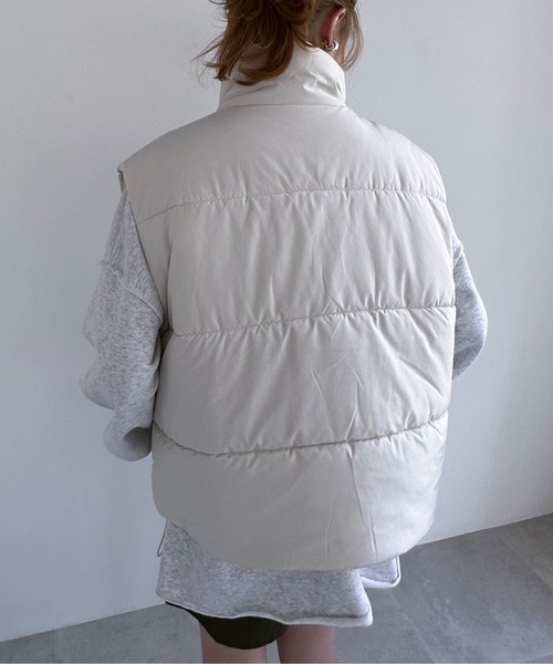 EPIMI E'PIMMY（エピミエピミー）の「パデッドスタンドベスト（ベスト・レディース・アイボリー/ブラック・MEDIUM）」の21枚目の写真