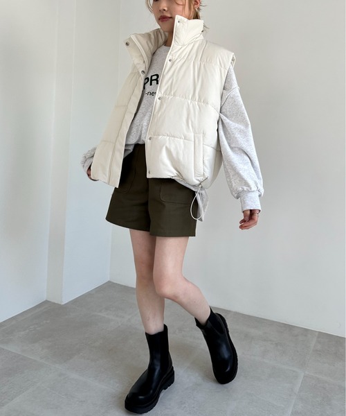 EPIMI E'PIMMY（エピミエピミー）の「パデッドスタンドベスト（ベスト・レディース・アイボリー/ブラック・MEDIUM）」の5枚目の写真