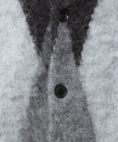 BAYFLOW(ベイフロー)の「アーガイルシャギーカーディガン(カーディガン/ボレロ・メンズ・グレー/ライトブルー/ブラウン・LARGE/MEDIUM)」の19枚目の写真