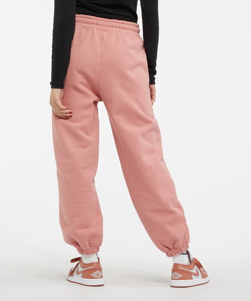 JORDAN BRAND（ジョーダンブランド）の「《セットアップ対応商品》ジョーダン フライト フリース ウィメンズパンツ / Jordan Flight Fleece Women's Pants＜XS-XL 展開＞（スウェットパンツ・レディース・クリーム/サーモンピンク/グリーン系その他2/ブラック・XL/M/S/L/XS）」の6枚目の写真