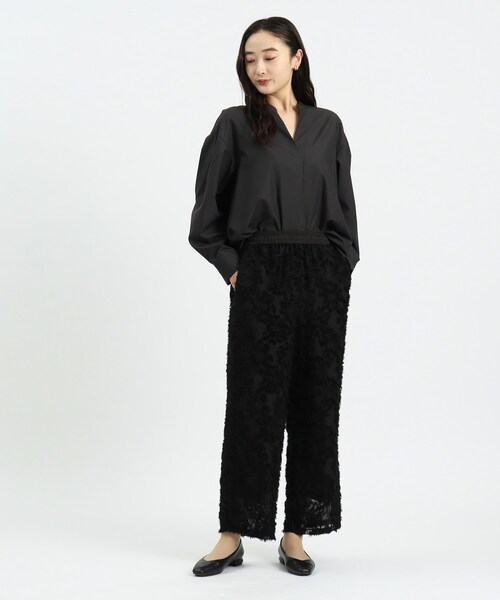 OPAQUE.CLIP(オペークドットクリップ)の「◆フラワージャカードイージーパンツ【洗濯機洗い可】(その他パンツ・レディース・オレンジ/ブラック・42/40/36/38)」の3枚目の写真