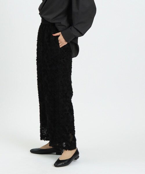 OPAQUE.CLIP(オペークドットクリップ)の「◆フラワージャカードイージーパンツ【洗濯機洗い可】(その他パンツ・レディース・オレンジ/ブラック・42/40/36/38)」の5枚目の写真