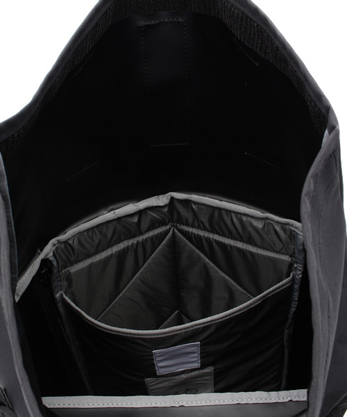 beruf baggage（ベルーフバゲッジ）の「【VANMOOF】×【beruf】×【WHO'S WHO gallery】トリプルコラボリフレクターバックパック（バックパック/リュック・メンズ・ブラック・FREE）」の8枚目の写真