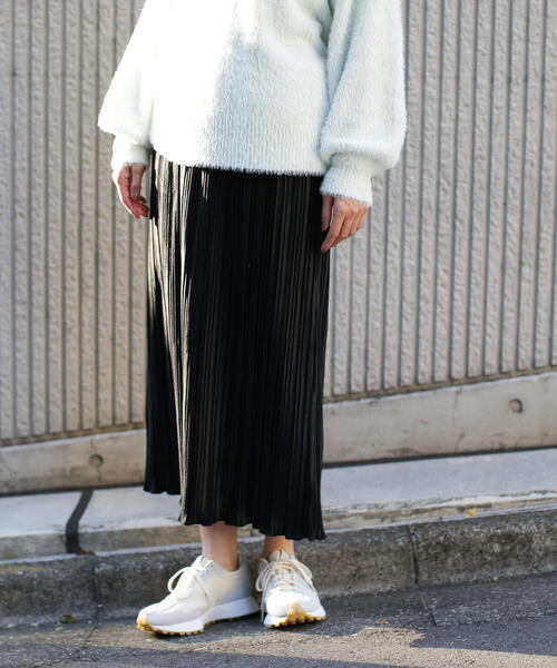 N.（N. Natural Beauty Basic）（エヌエヌナチュラルビューティーベーシック）の「◆ベロアプリーツストレートスカート（スカート・レディース・ブラック/オフホワイト/ブルー・MEDIUM）」の10枚目の写真