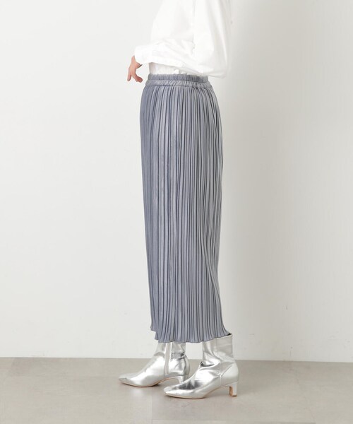 N.（N. Natural Beauty Basic）（エヌエヌナチュラルビューティーベーシック）の「◆ベロアプリーツストレートスカート（スカート・レディース・ブラック/オフホワイト/ブルー・MEDIUM）」の8枚目の写真