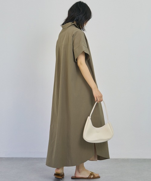 LAVEANGE(ラビアンジェ)の「バイカラーシャツワンピース(シャツワンピース・レディース・ネイビー/カーキ/ブラック・3L/LL/M/5L/4L)」の13枚目の写真