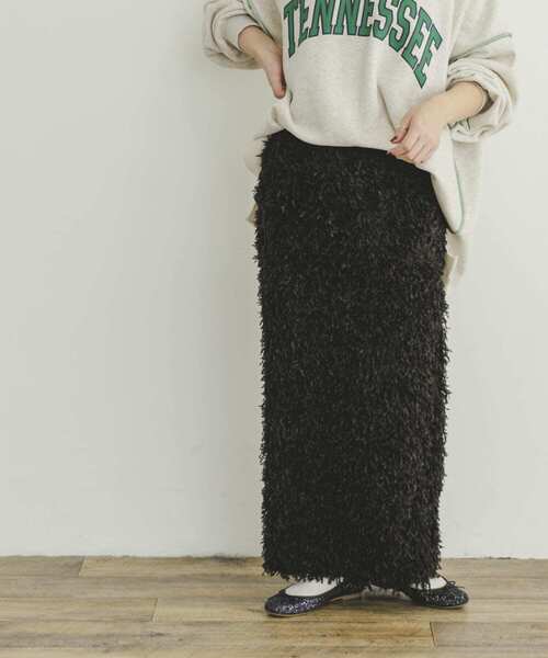 ITEMS URBANRESEARCH（アイテムズ アーバンリサーチ）の「フリンジタイトスカート（スカート・レディース・グレー/ブラック・FREE）」の2枚目の写真