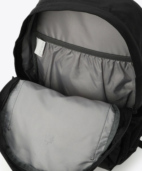 Columbia(コロンビア)の「【Columbia】CASTLE ROCK 20L BACK PACK II(バックパック/リュック・メンズ・ブラック/ブルーグリーン/ブルー・ONE SIZE)」の6枚目の写真