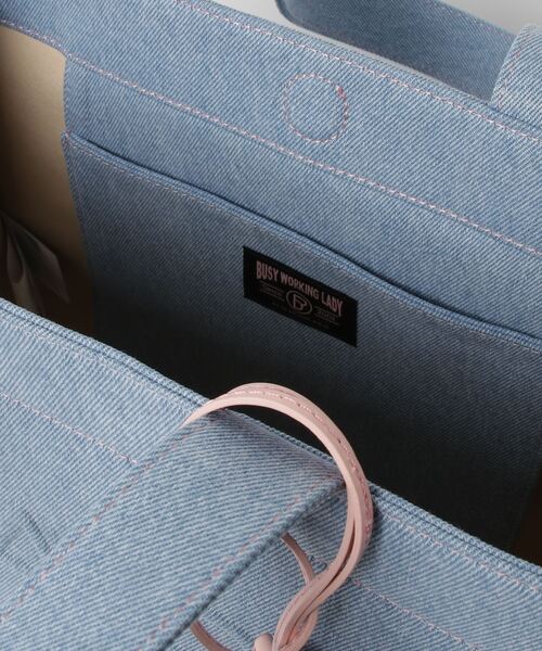 BAPY BY A BATHING APE（ベイピーバイアベイシングエイプ）の「BAPYOGO EMBOSSED DENIM TOTE BAG（トートバッグ・レディース・ブルー系その他・FREE）」の11枚目の写真
