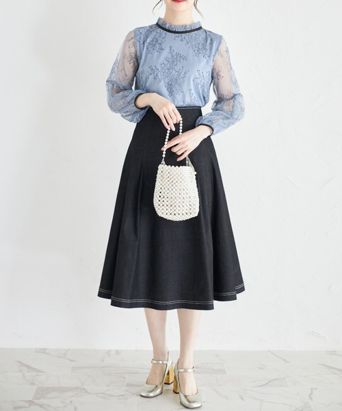 tocco closet(トッコ クローゼット)の「ステッチ入りデニムフレアスカート(スカート・レディース・ブルー/ブラック・M)」の3枚目の写真
