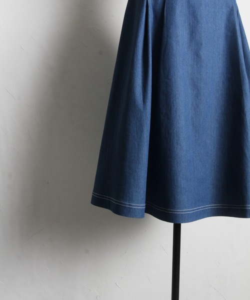 tocco closet(トッコ クローゼット)の「ステッチ入りデニムフレアスカート(スカート・レディース・ブルー/ブラック・M)」の20枚目の写真