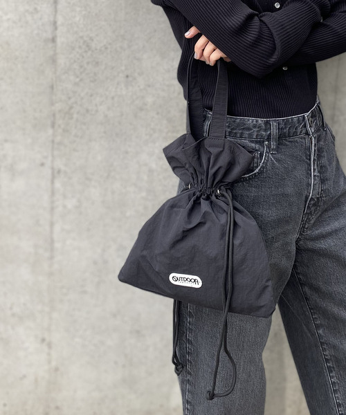 OUTDOOR PRODUCTS Usual Things（アウトドアプロダクツユージュアルシングス）の「EVERYDAY BAG SMALL（ハンドバッグ・レディース・ネイビー/パープル/ホワイト/グリーン/ブラック・FREE）」の3枚目の写真