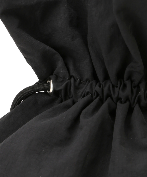 OUTDOOR PRODUCTS Usual Things（アウトドアプロダクツユージュアルシングス）の「EVERYDAY BAG SMALL（ハンドバッグ・レディース・ネイビー/パープル/ホワイト/グリーン/ブラック・FREE）」の6枚目の写真