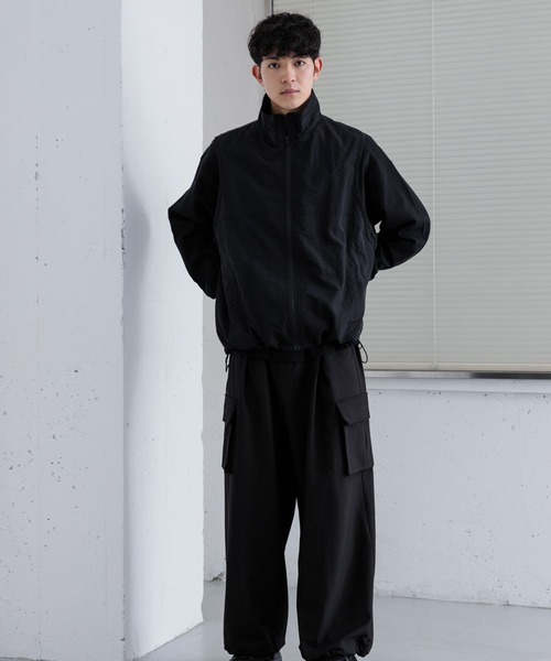 SENSE OF PLACE by URBAN RESEARCH（センスオブプレイスバイアーバンリサーチ）の「トラックナイロンベスト（ベスト・メンズ・ブラック/アイボリー・LARGE/MEDIUM）」の9枚目の写真