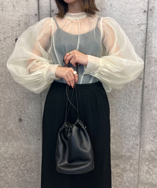 byYOUANCE（バイユアンス）の「オーガンジーボリュームスリーブブラウス（シャツ/ブラウス・レディース・ブラウン/グレー/ホワイト・FREE）」の8枚目の写真