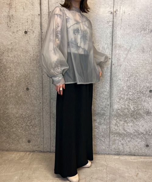 byYOUANCE（バイユアンス）の「オーガンジーボリュームスリーブブラウス（シャツ/ブラウス・レディース・ブラウン/グレー/ホワイト・FREE）」の14枚目の写真