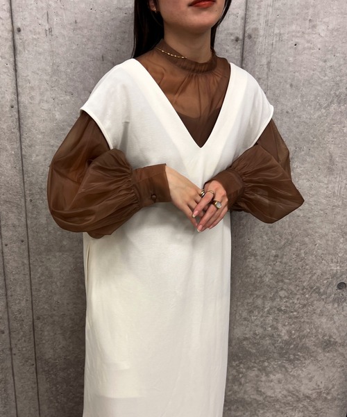 byYOUANCE（バイユアンス）の「オーガンジーボリュームスリーブブラウス（シャツ/ブラウス・レディース・ブラウン/グレー/ホワイト・FREE）」の18枚目の写真