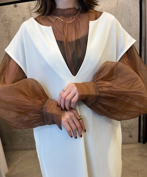 byYOUANCE（バイユアンス）の「オーガンジーボリュームスリーブブラウス（シャツ/ブラウス・レディース・ブラウン/グレー/ホワイト・FREE）」の21枚目の写真