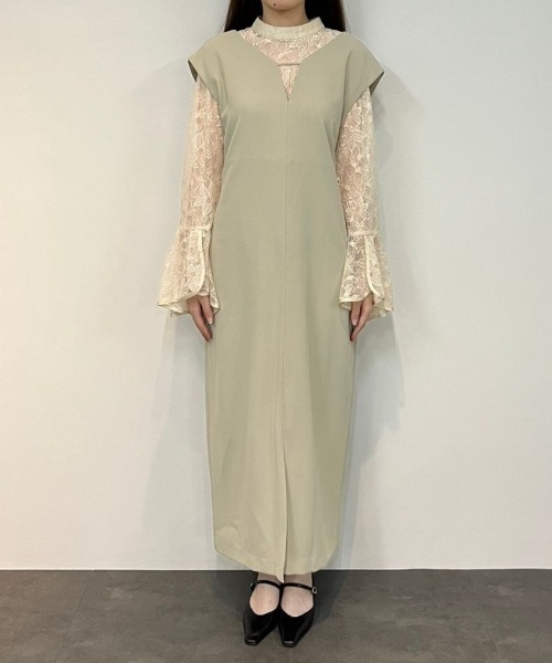 ベルスリーブスリットドレス / bell sleeve slit dress（ドレス