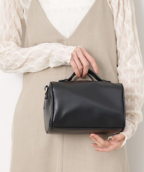 OPAQUE.CLIP(オペークドットクリップ)の「◆【2WAY】スクエアボストンバッグ(ボストンバッグ・レディース・ブルー/ブラック/スモーキーグリーン系・00)」の4枚目の写真