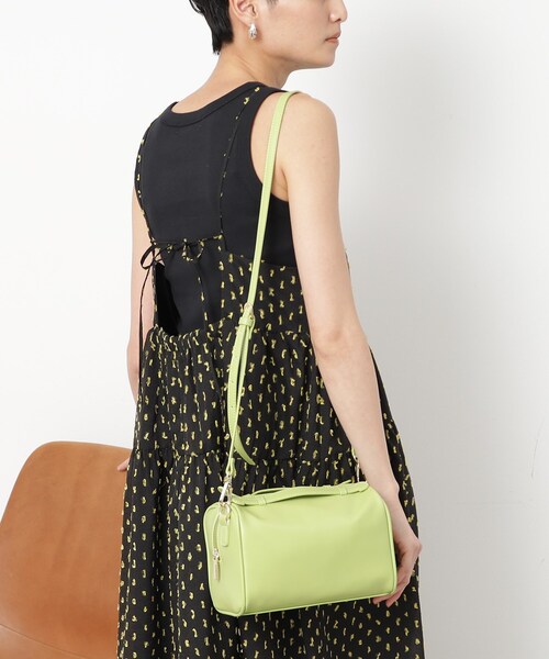 OPAQUE.CLIP(オペークドットクリップ)の「◆【2WAY】スクエアボストンバッグ(ボストンバッグ・レディース・ブルー/ブラック/スモーキーグリーン系・00)」の14枚目の写真