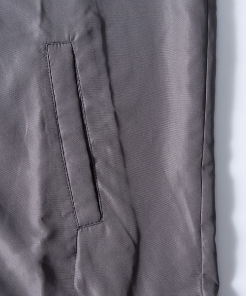 NYLAUS(ナイラス)の「UVカット/撥水 ポケッタブル フーディー ウィンドブレーカー(ナイロンジャケット・メンズ・ブラック/A/C・M/L/LL)」の8枚目の写真