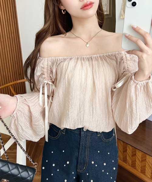 LOULOU select（ルルセレクト）の「ショルダーシャーリングリボンオフショルブラウス（シャツ/ブラウス・レディース・オフホワイト/ピンク/ミント/イエロー/ベージュ/ブルー/ブラック・M）」の8枚目の写真