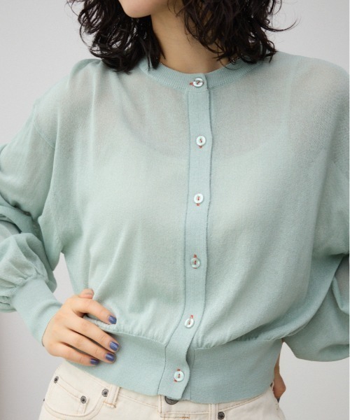 AZUL by moussy（アズールバイマウジー）の「リネンライクコンパクトカーディガン（カーディガン/ボレロ・レディース・グリーン/クリアレッド/ブラック/ライトブルー/ライトベージュ・FREE）」の4枚目の写真