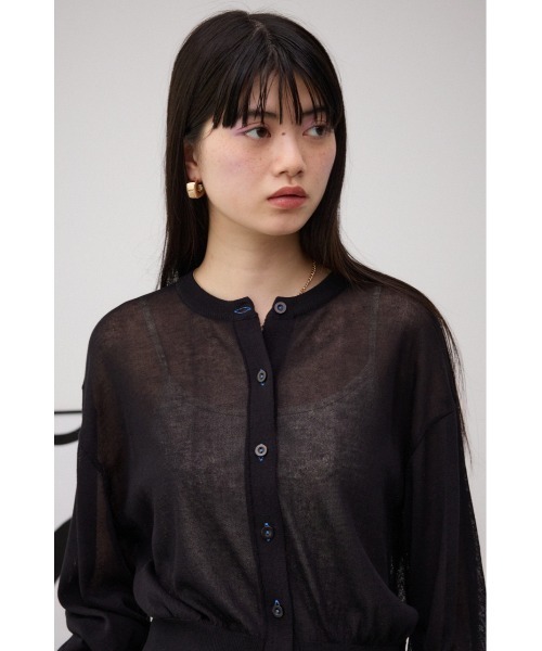 AZUL by moussy（アズールバイマウジー）の「リネンライクコンパクトカーディガン（カーディガン/ボレロ・レディース・グリーン/クリアレッド/ブラック/ライトブルー/ライトベージュ・FREE）」の6枚目の写真