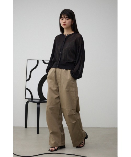 AZUL by moussy（アズールバイマウジー）の「リネンライクコンパクトカーディガン（カーディガン/ボレロ・レディース・グリーン/クリアレッド/ブラック/ライトブルー/ライトベージュ・FREE）」の8枚目の写真