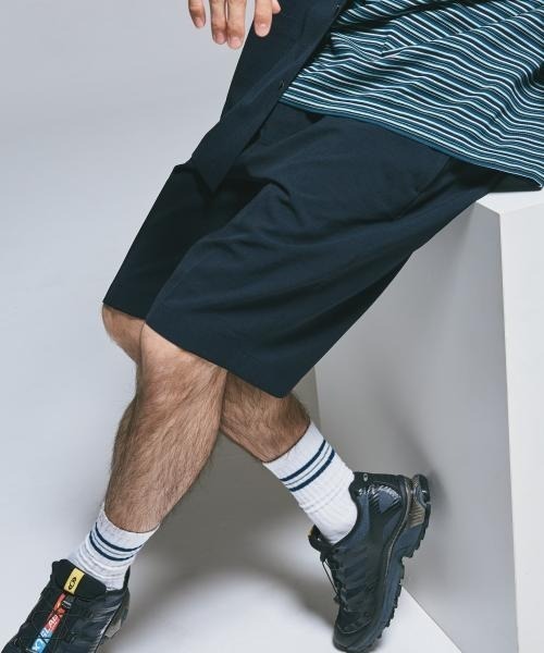 URBAN RESEARCH DOORS（アーバンリサーチドアーズ）の「『UR TECH DRYLUXE』『イージーケア/速乾』イージーショーツ（その他パンツ・メンズ・ライトグレー/ブラウン系その他/ネイビー/ブルー・LARGE/MEDIUM）」の3枚目の写真