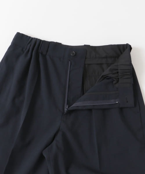 URBAN RESEARCH DOORS（アーバンリサーチドアーズ）の「『UR TECH DRYLUXE』『イージーケア/速乾』イージーショーツ（その他パンツ・メンズ・ライトグレー/ブラウン系その他/ネイビー/ブルー・LARGE/MEDIUM）」の18枚目の写真