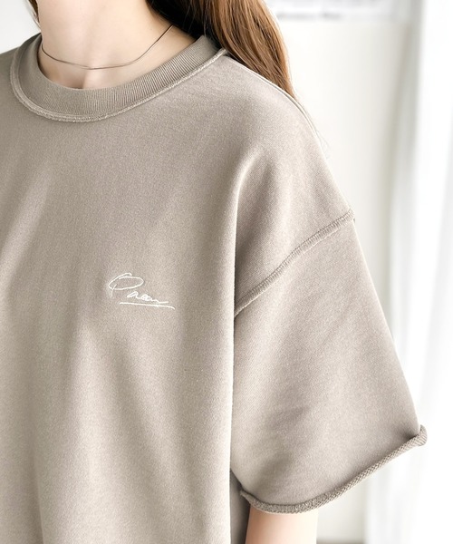 classicalelf(クラシカルエルフ)の「袖口くるりん。ワンポイント刺繍ハーフスリーブ裏毛 オーバーサイズ Tシャツ(Tシャツ/カットソー・レディース・グレイッシュベージュ/ピンク/オートミール/サックスブルー/ブラック/ホワイト・SMALL/MEDIUM/LARGE/X-LARGE)」の13枚目の写真
