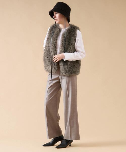 martinique（マルティニーク）の「フェイクファーベスト（ベスト