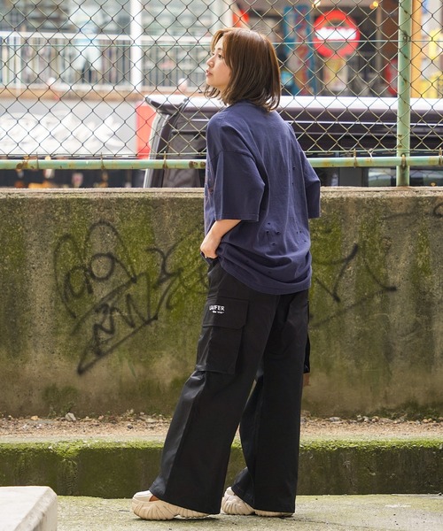 1111clothing(ワンフォークロージング)の「【unisex】ダメージ バイオウォッシュ加工 Tシャツ / オーバーサイズ クルーネック Tシャツ(Tシャツ/カットソー・メンズ・ホワイト系1/ホワイト系3/グレー系2/グレー系3/ネイビー系1/ネイビー系2・M/L)」の12枚目の写真