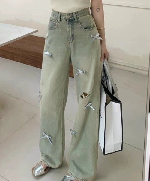 LADY LIKE（レディライク）の「ダメージ加工リボン付きワイドデニム