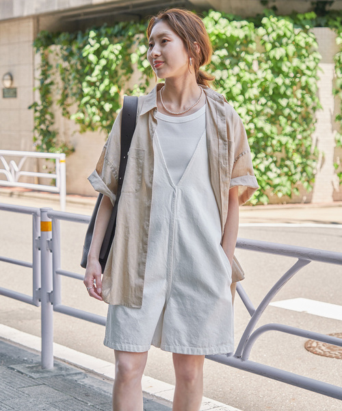 新品 spick and span デニムショートコンビネゾン Spick & Span（スピックアンドスパン）の「デニムショートコンビネゾン