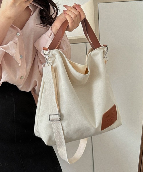 Miniministore(ミニミニストア)の「トートバッグ レディースショルダーバッグ(ショルダーバッグ・レディース・ブラック/アイボリー・FREE)」の2枚目の写真