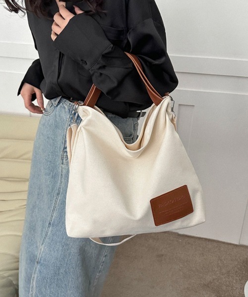 Miniministore(ミニミニストア)の「トートバッグ レディースショルダーバッグ(ショルダーバッグ・レディース・ブラック/アイボリー・FREE)」の4枚目の写真