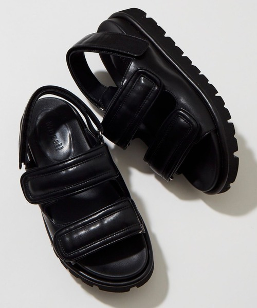 BARNYARDSTORM（バンヤードストーム）の「BARNYARDSTORM / パテッドベルクロサンダル（サンダル・レディース・ベージュ/ブラック・SMALL/MEDIUM/LARGE）」の3枚目の写真