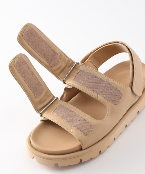 BARNYARDSTORM（バンヤードストーム）の「BARNYARDSTORM / パテッドベルクロサンダル（サンダル・レディース・ベージュ/ブラック・SMALL/MEDIUM/LARGE）」の20枚目の写真