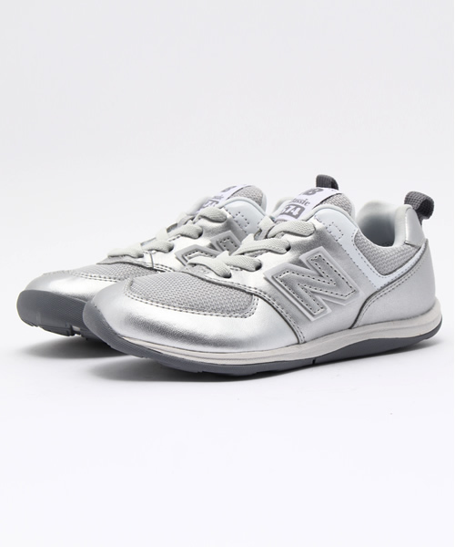 NEW BALANCE（ニューバランス）の「【NEWBALANCE】ニューバランス574（スニーカー・キッズ・グレー/ネイビー/シルバー/ゴールド・20/19/17/21/18）」の3枚目の写真