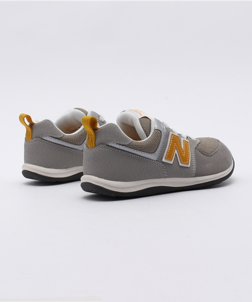NEW BALANCE（ニューバランス）の「【NEWBALANCE】ニューバランス574（スニーカー・キッズ・グレー/ネイビー/シルバー/ゴールド・20/19/17/21/18）」の10枚目の写真